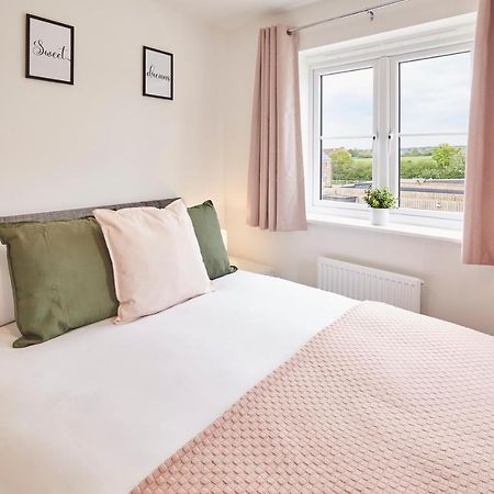 Host & Stay - Cayton Bay Cottage エクステリア 写真
