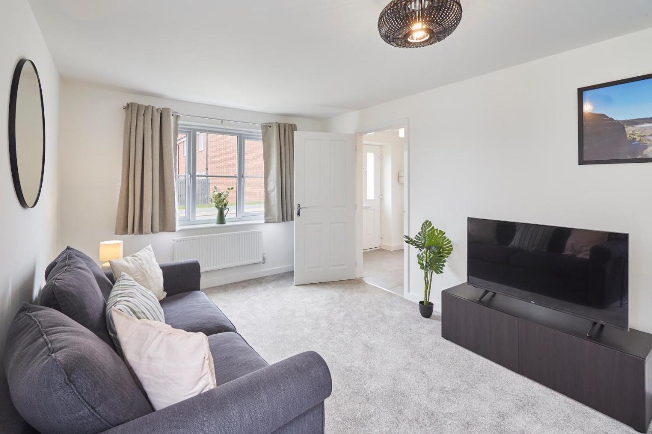 Host & Stay - Cayton Bay Cottage エクステリア 写真