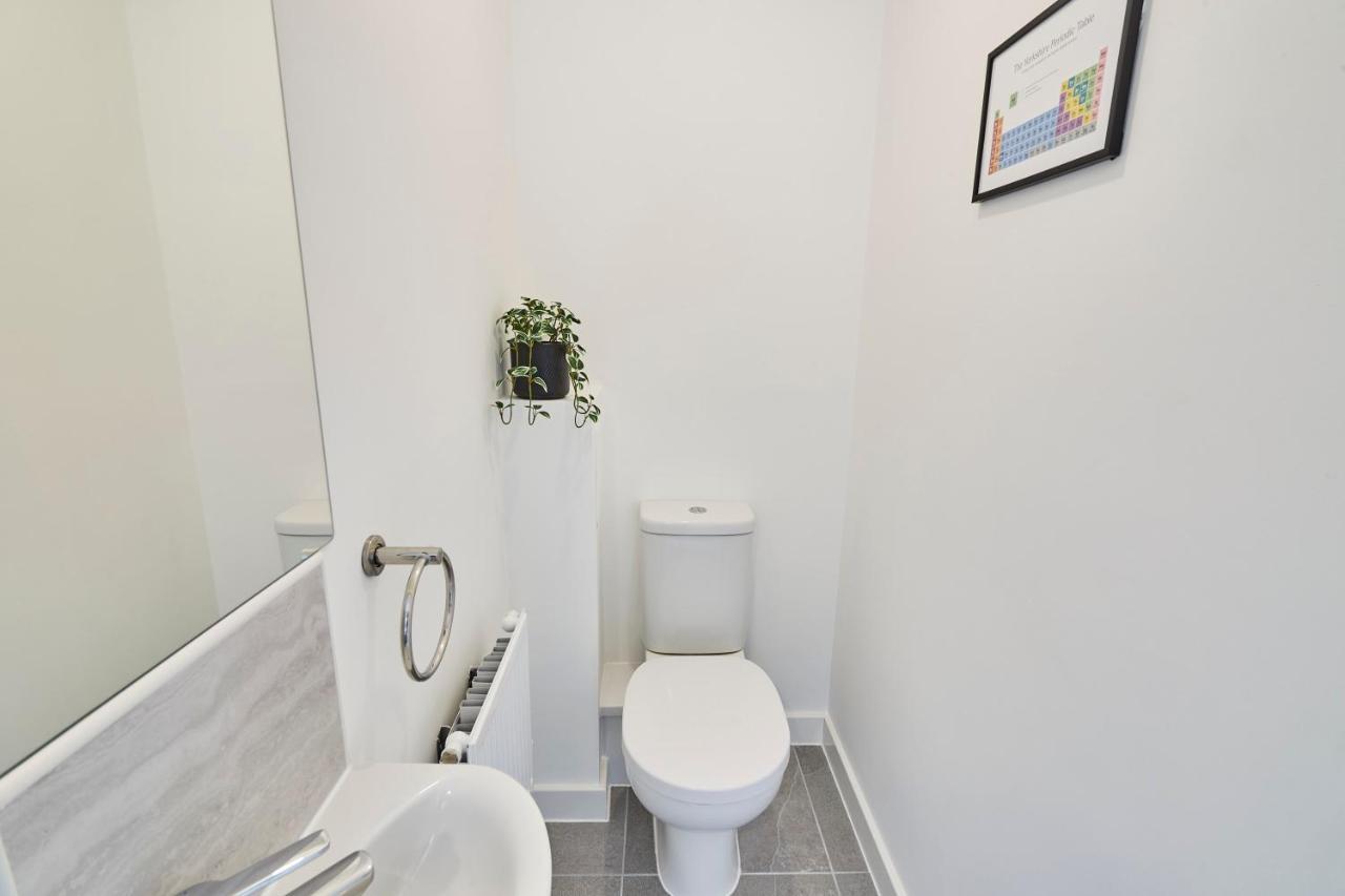 Host & Stay - Cayton Bay Cottage エクステリア 写真