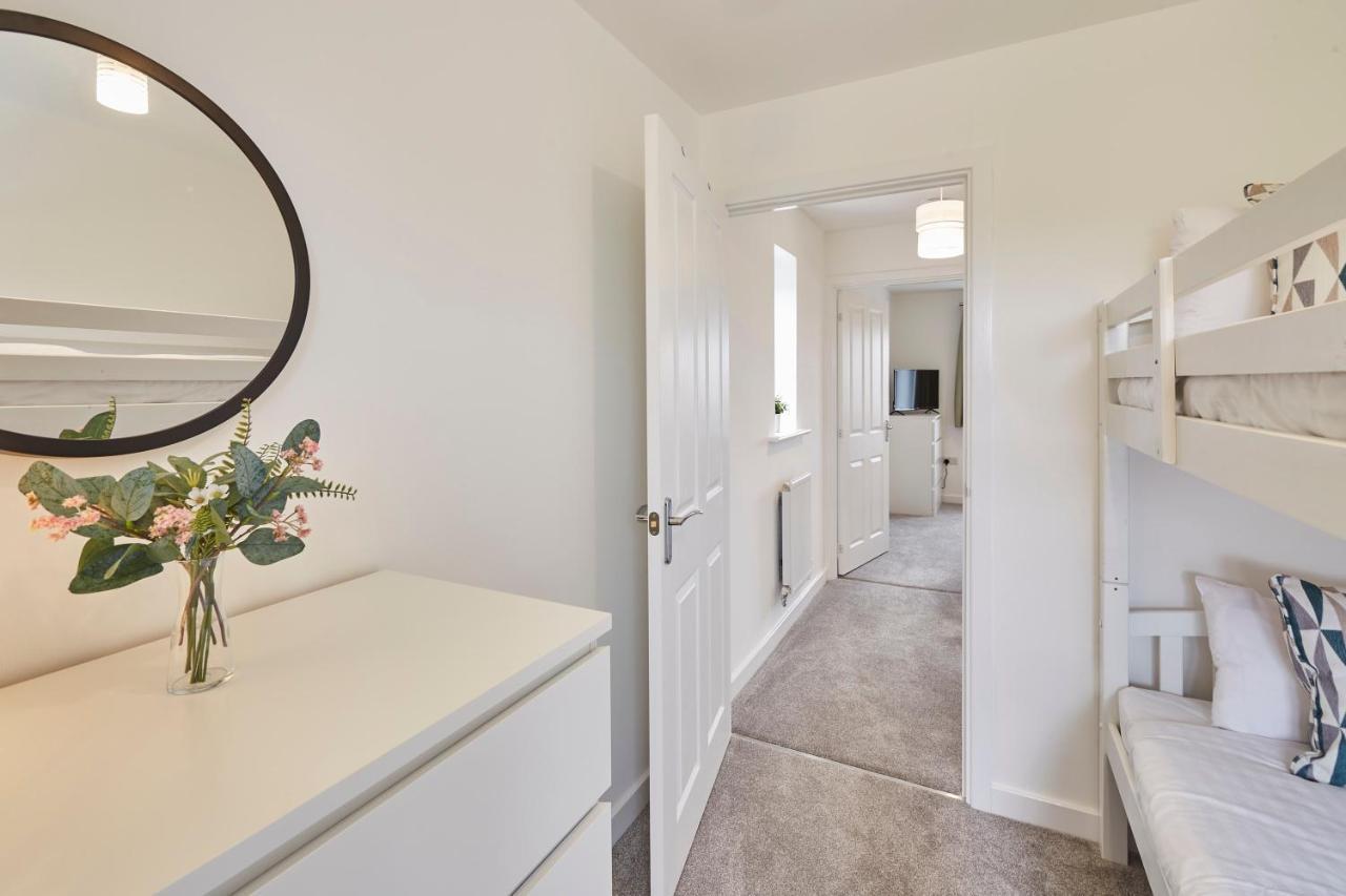 Host & Stay - Cayton Bay Cottage エクステリア 写真